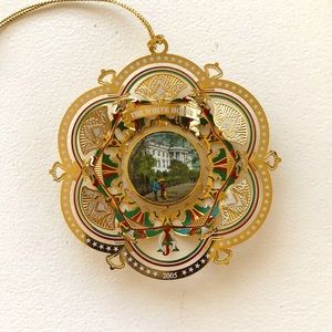 The White House Holiday Ornament 2005